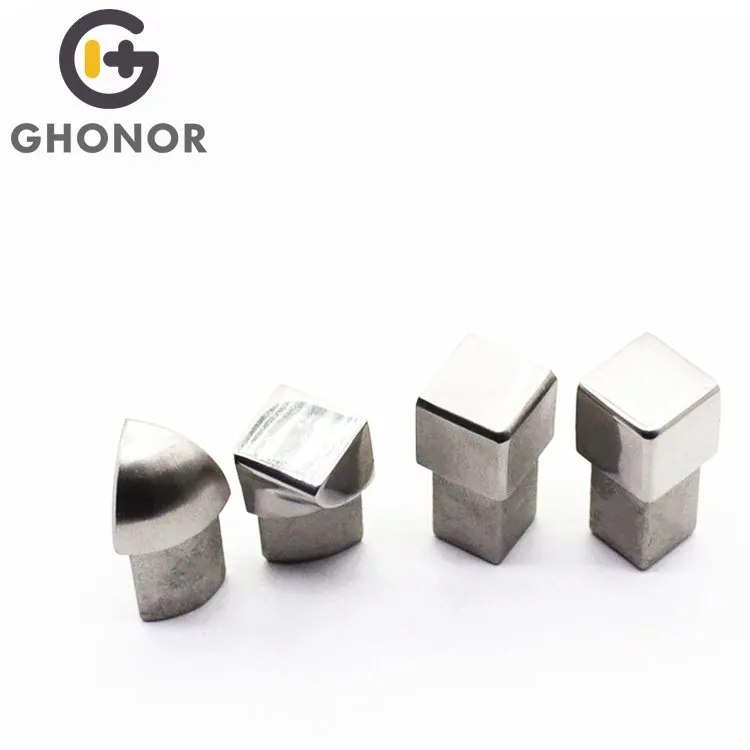 Embouts de garniture de tuile en métal